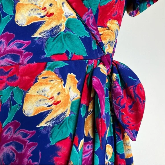 Vintage 90's Positive Attitude Women's Vibrant Floral Faux Wrap Dress Size 14P - Picture 4 of 11